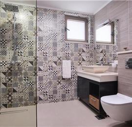 3 bedroom villa with pool in Prijevor, Budva, sleeps 6